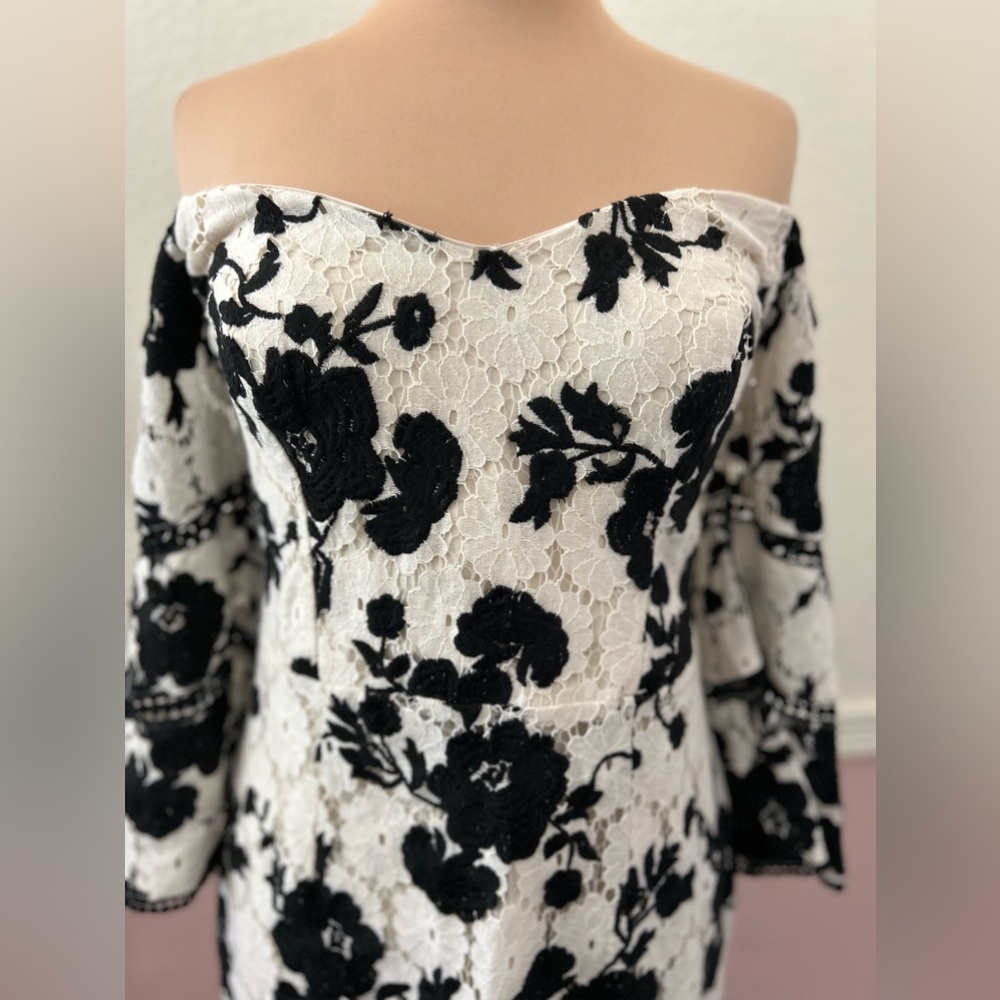 Adelyn Rae size M - Picture 4 of 13